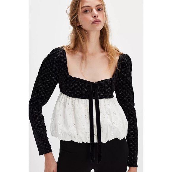 NWT!! FOR LOVE AND LEMONS Elisa Long Sleeve Top Black Velvet Taffeta Eyelet XS - Picture 1 of 16